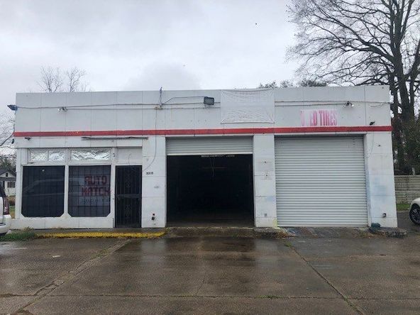 ± 1,400 SF Commercial Building: 3515 N Acadian Thruway, Baton Rouge, LA 70805